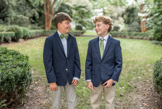 Football Print Green Sports Pre-tied Bowtie