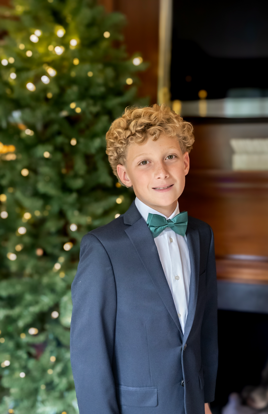 Evergreen Emerald Green Solid Pre-tied Bowtie