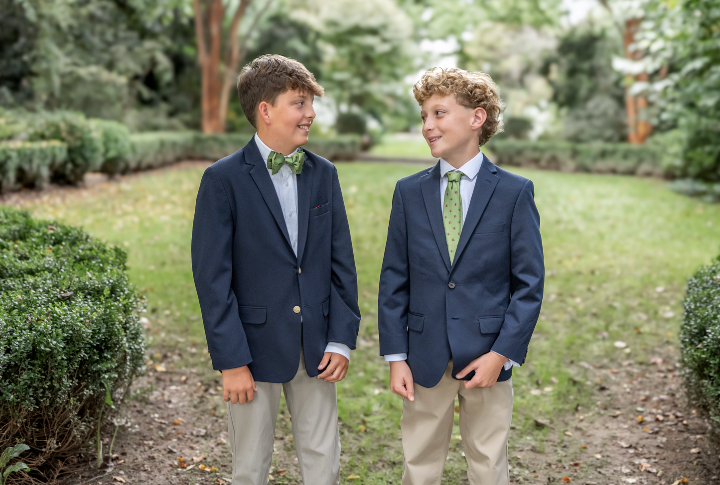 Football Print Green Sports Pre-tied Bowtie